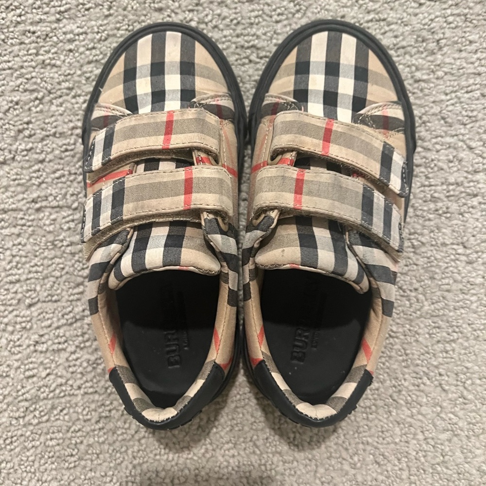 Burberry size 28 toddler shoes bought from Nordstrom